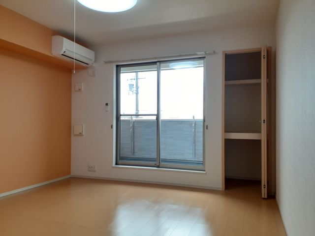 アンシャンテ伊丹 リビング