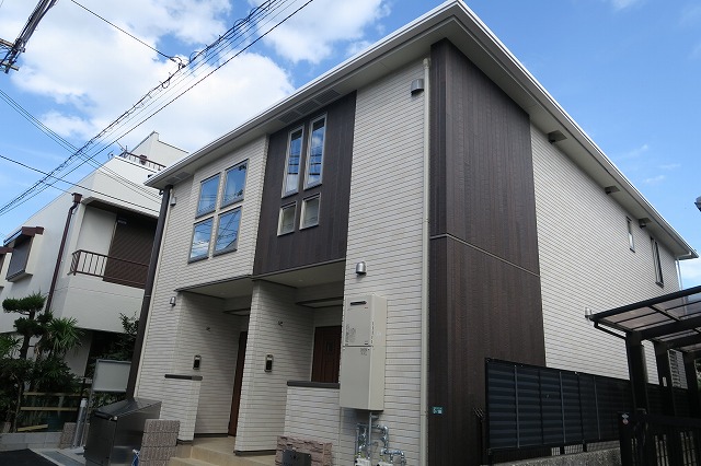 グランリヴェール本町 外観