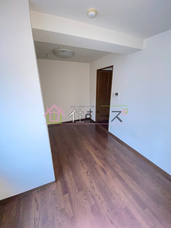 本町井出ビル リビング