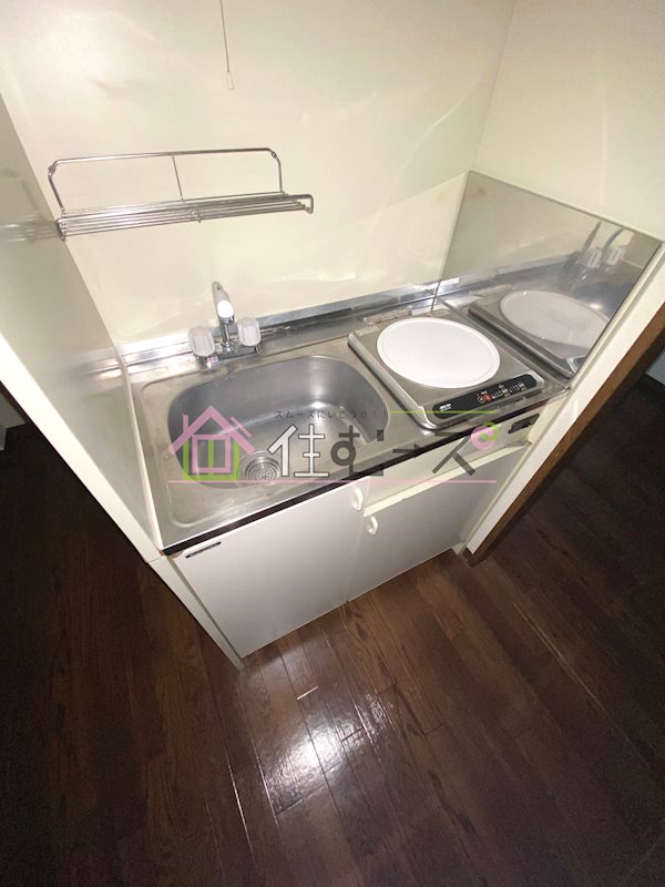 本町井出ビル キッチン