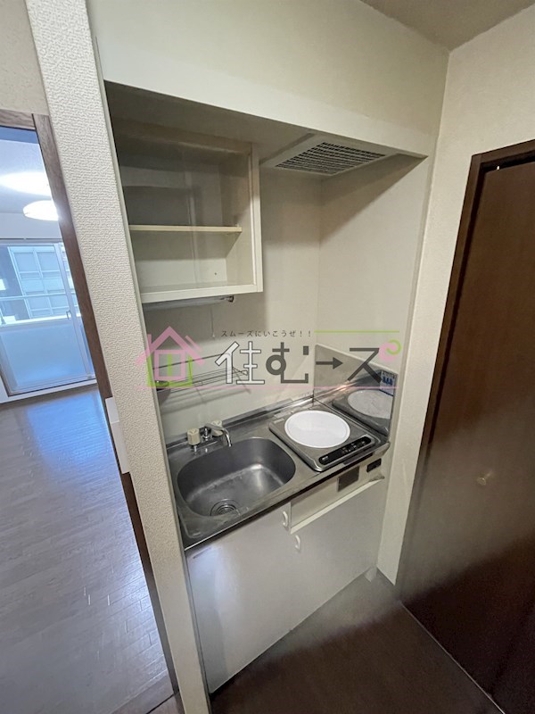 本町井出ビル キッチン