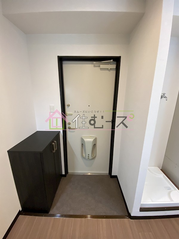 みおつくし岸里 玄関