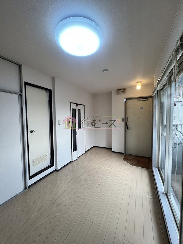 関目井上ビル リビング