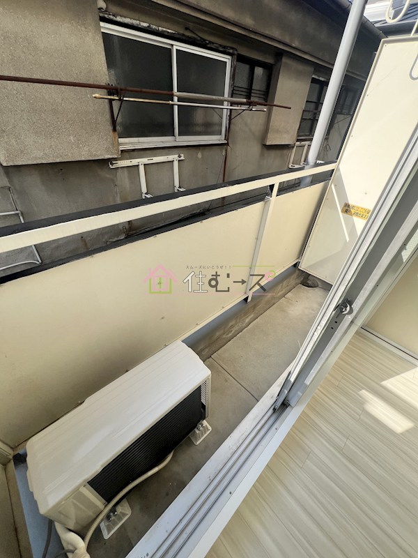 晩成ハイツ関目 ベランダ