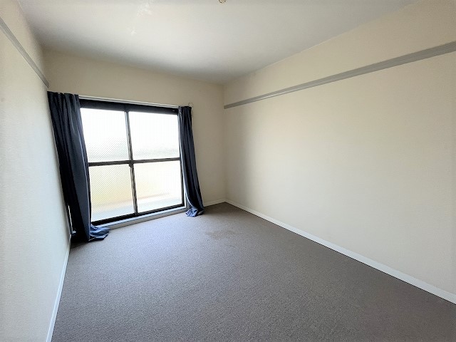 レオパレス光ＧＡＲＤＥＮ ベッドルーム