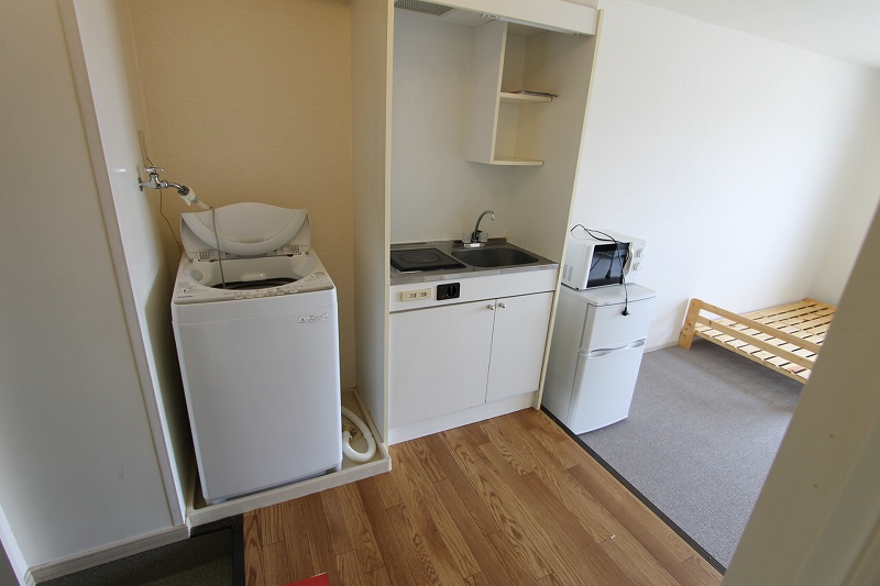 レオパレスセンナン キッチン