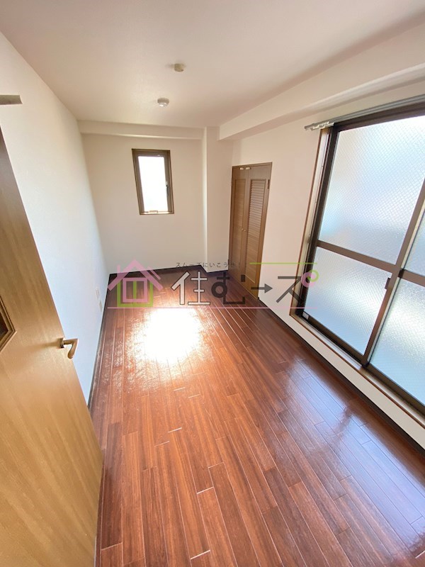 ドエル南森町 ベッドルーム