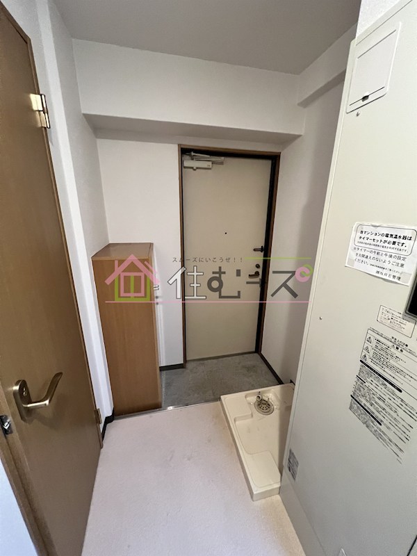 プリヴェ1号館 玄関