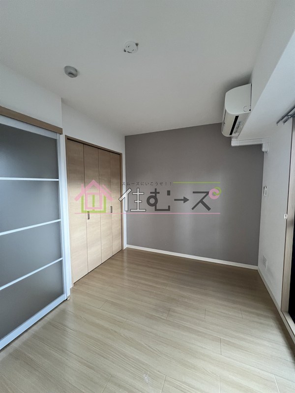 セゾンラトゥール新今里 リビング