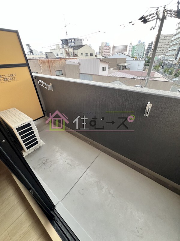 セゾンラトゥール新今里 ベランダ