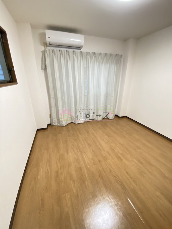 ファミリオハマⅢ ベッドルーム