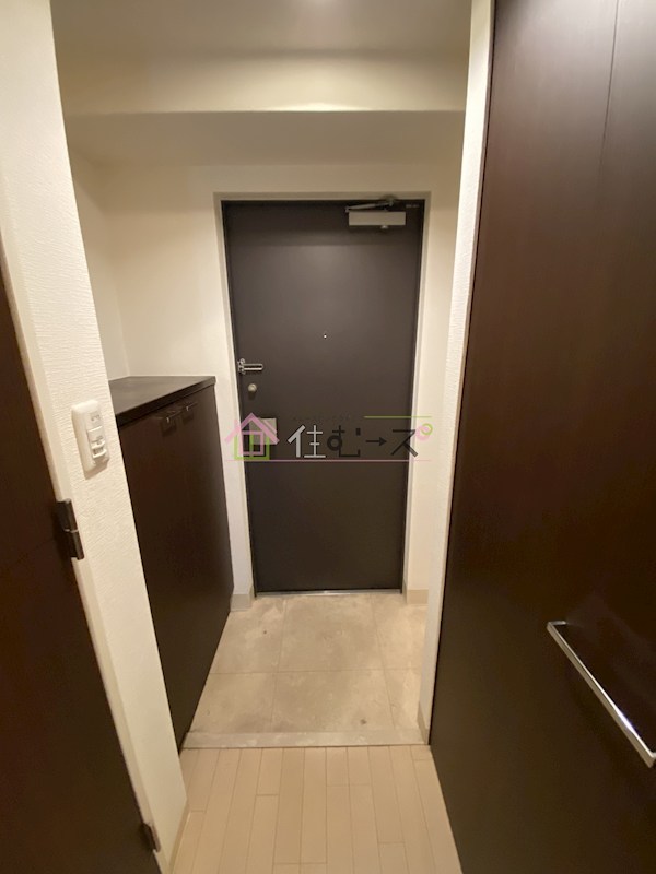 アクロス塚本リヴィエール 玄関