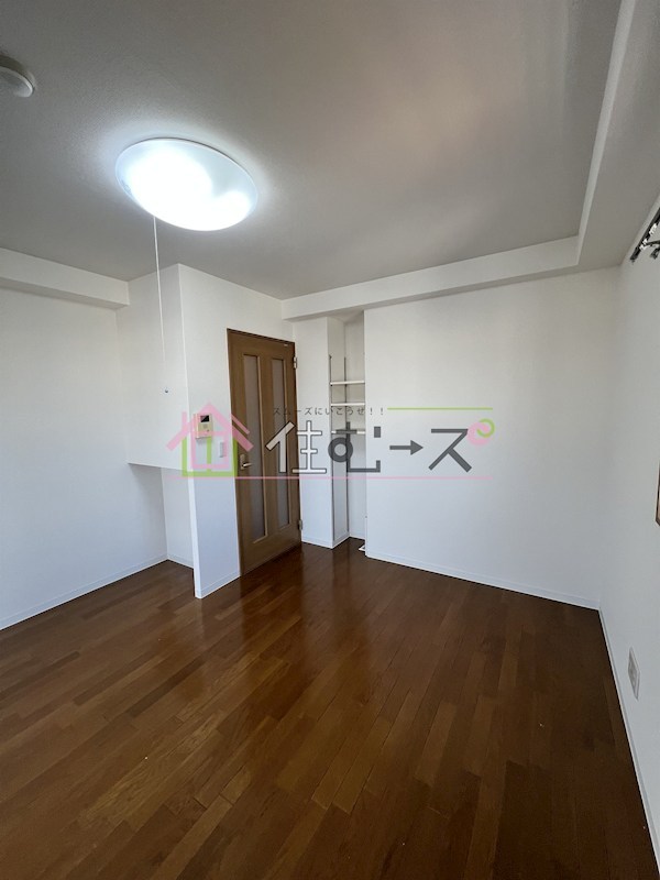 アムズコート勝山 リビング