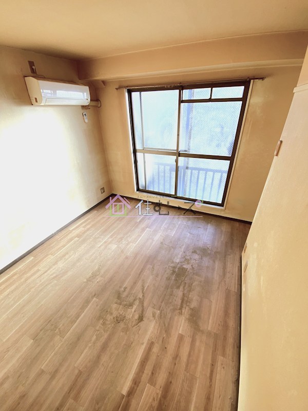 ガナス ベッドルーム