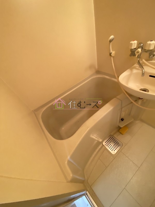 ガナス 風呂画像