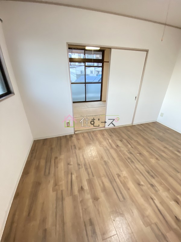 吉村マンション ベッドルーム