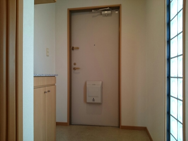 キングスコート桑津 玄関