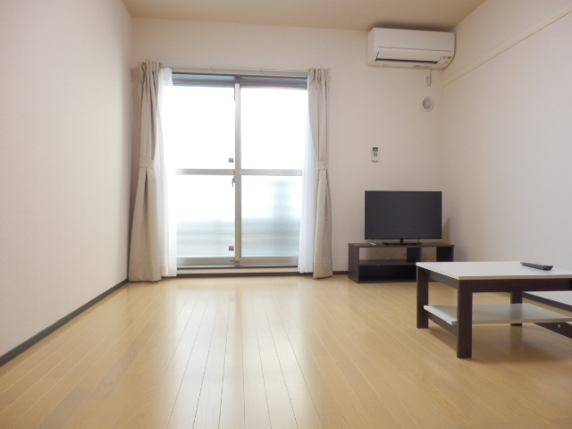 クレイノ朝潮橋 リビング