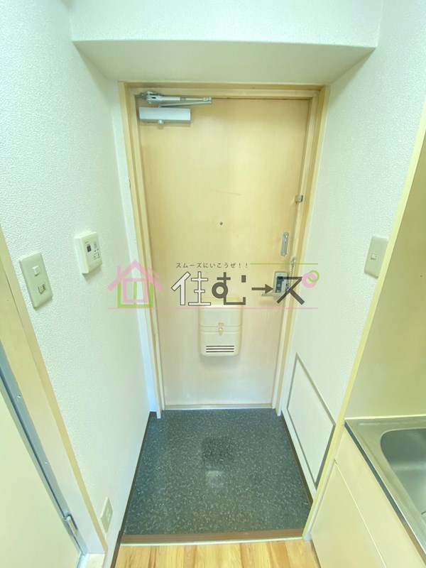 アインス蒲生 玄関