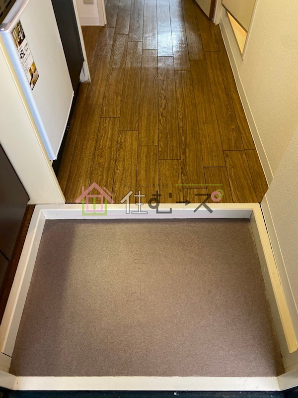 ラパンジール阿波座 玄関