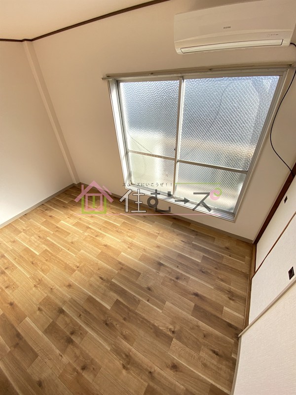 光ハイツ ベッドルーム