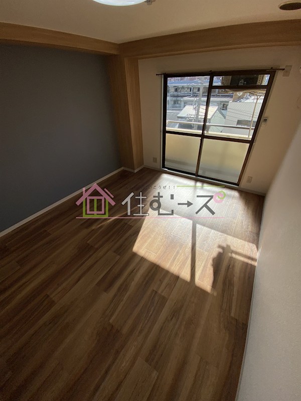 ロイヤルハイム ベッドルーム