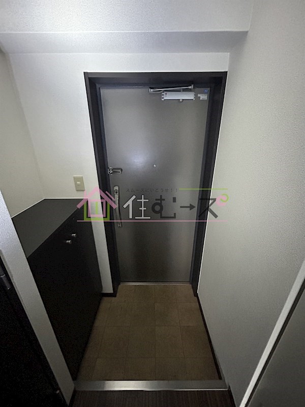 インペリアル靭本町 玄関