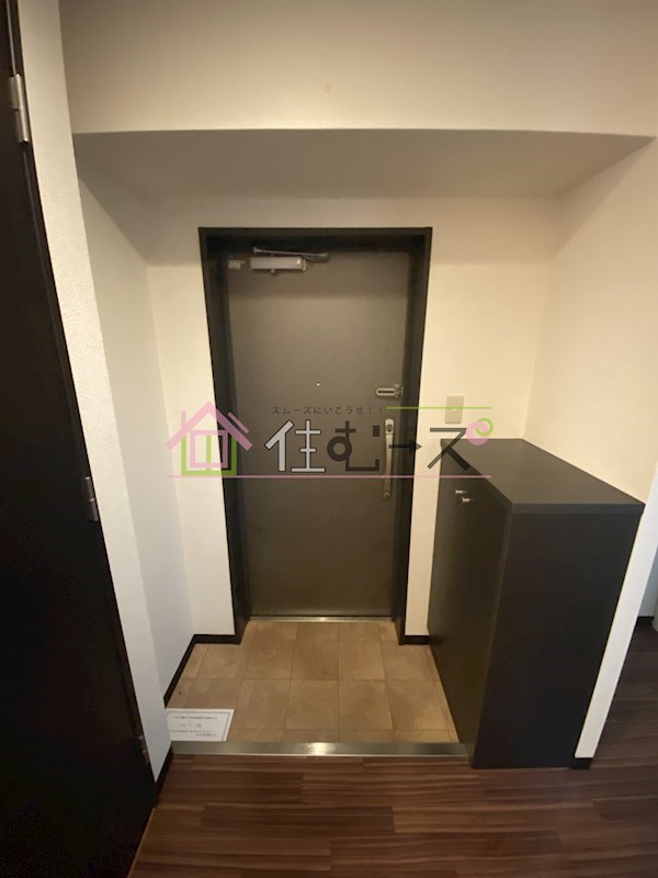 インペリアル靭本町 玄関