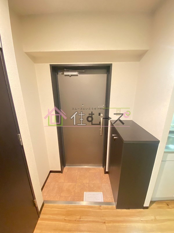 インペリアル靭本町 玄関