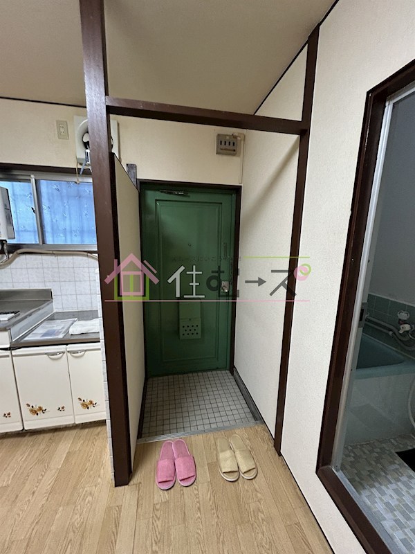 上条ハウス 玄関