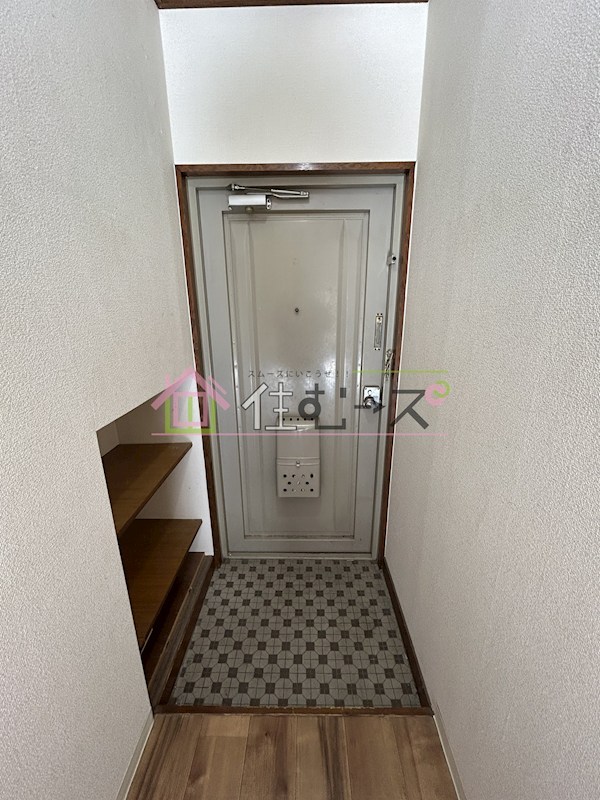 パルコスイート今川 玄関