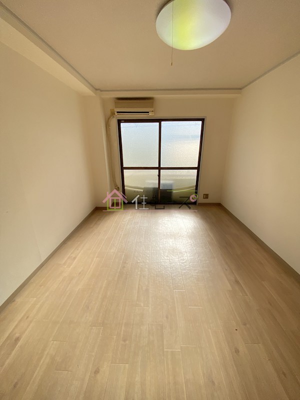 メゾンリベリカ ベッドルーム