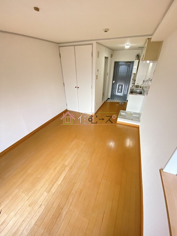 メゾンリベリカ リビング