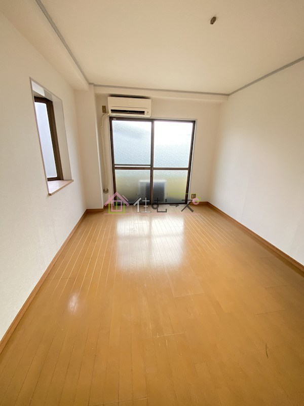 メゾンリベリカ ベッドルーム