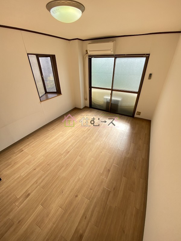 メゾンリベリカ ベッドルーム