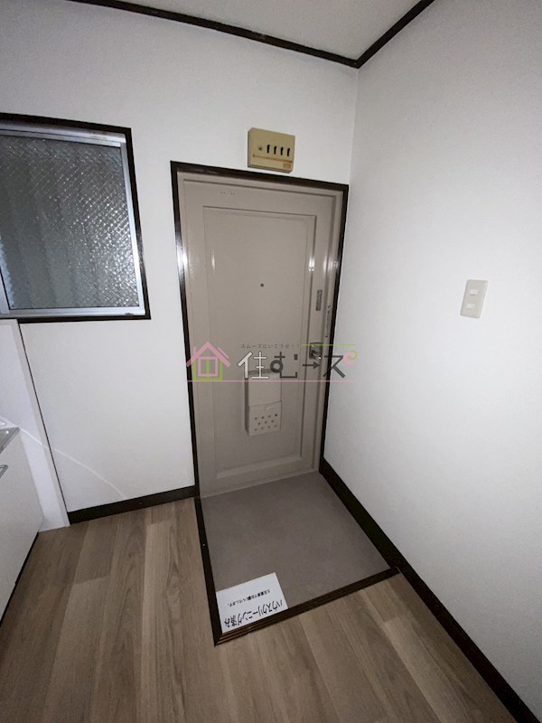 ニューマンション楠木 玄関