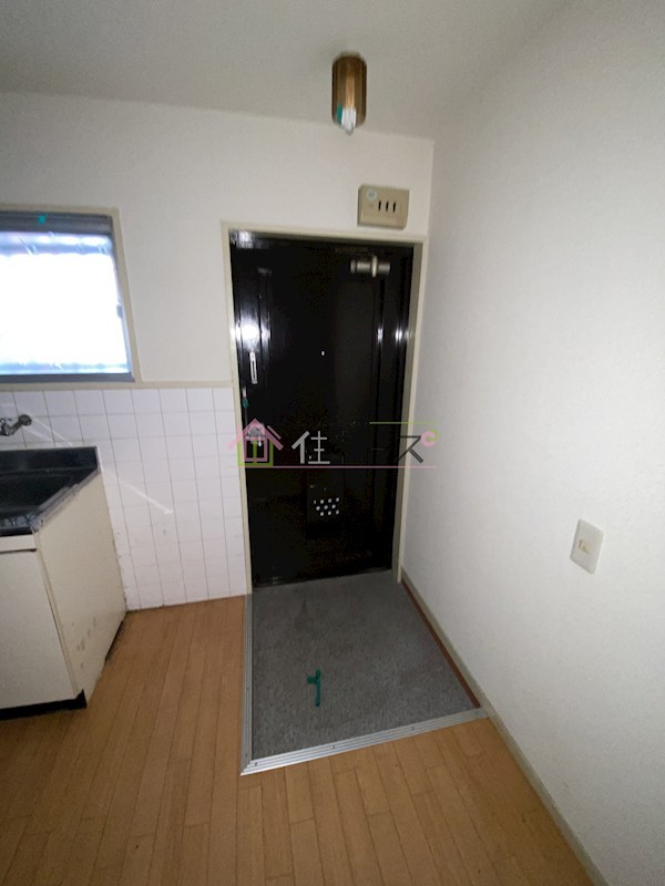 ウエキマンション 玄関