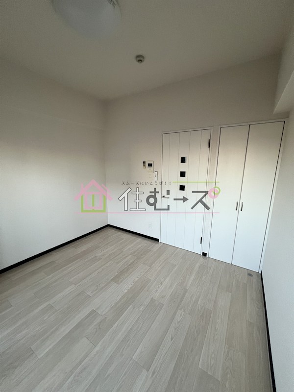 U-ro鶴橋駅前 リビング