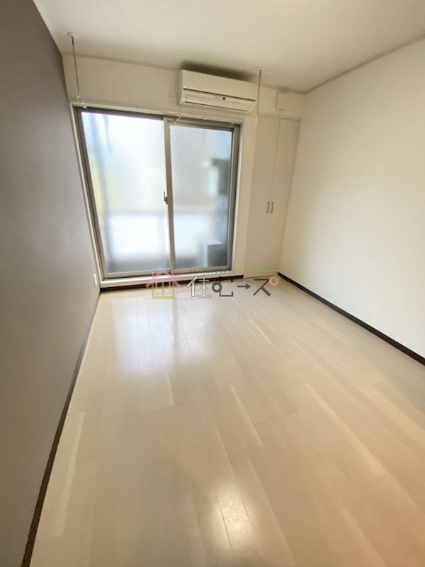 ラルーチェ杉本町 ベッドルーム