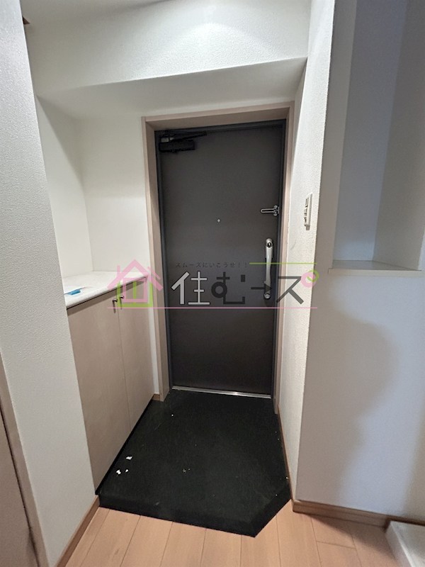 エスティライフ天王寺東 玄関