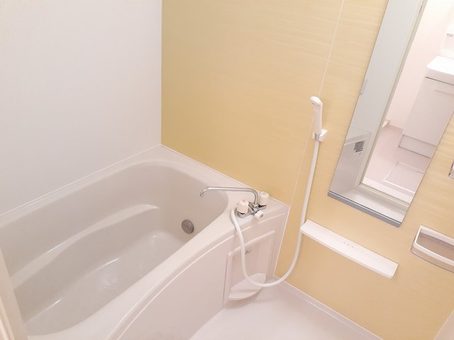 リバーサイド　レジデンス　ＴＵ 風呂画像