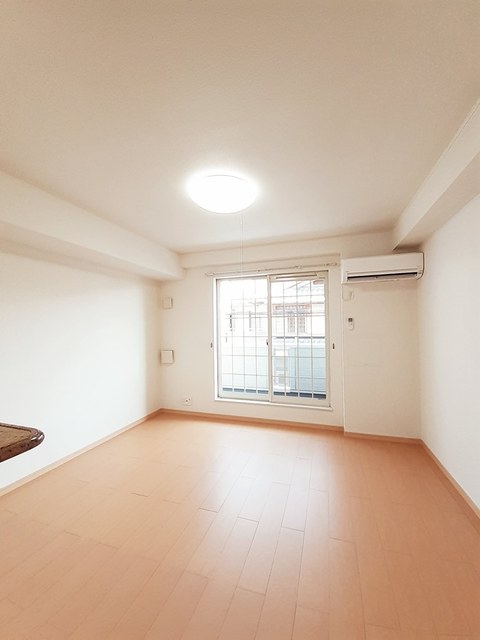 ヴィラ・オクトパス リビング