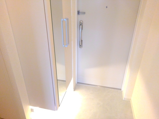 カメリアＹⅡ 玄関