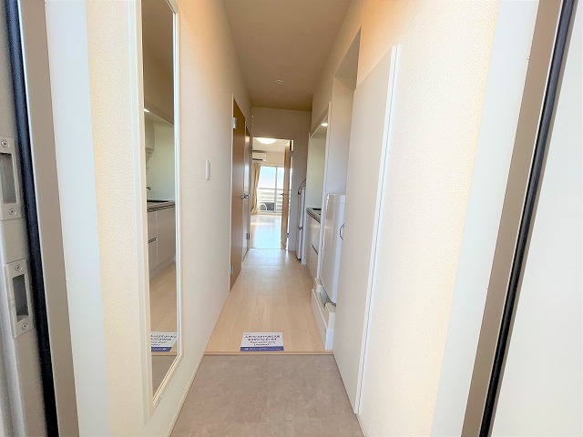 クレイノＨｉｒｏｐａｌａｃｅⅢ 玄関