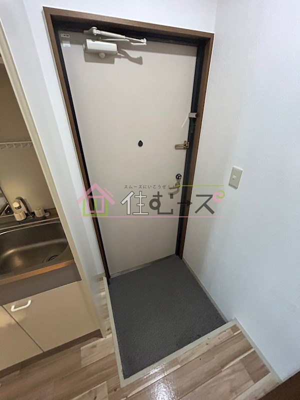 レジナコート 玄関