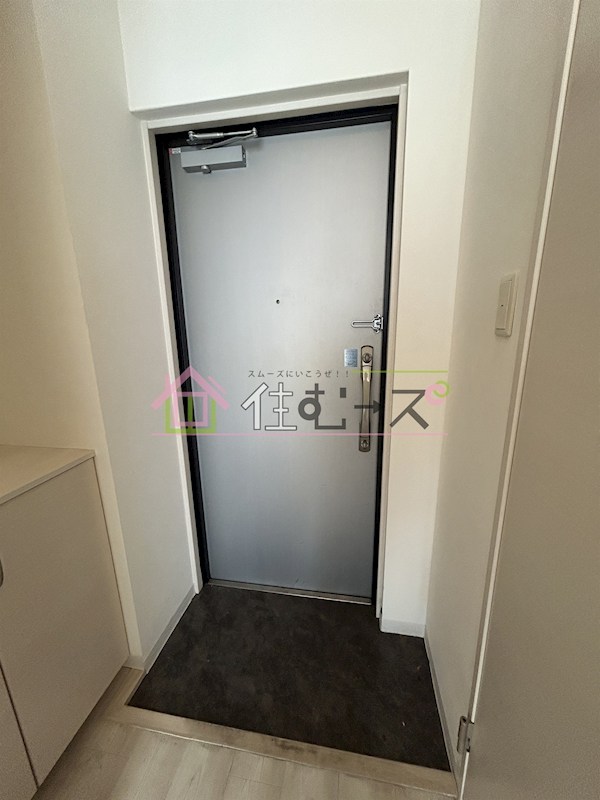 レクシア京橋 玄関