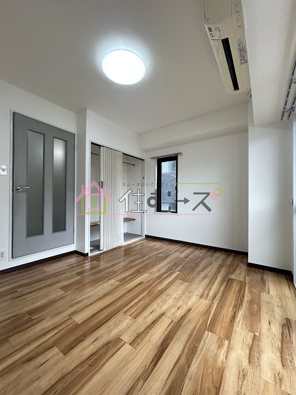 スリーデイズ新大阪 リビング