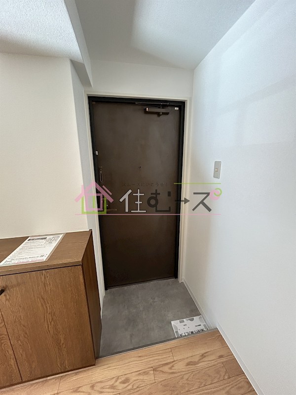 シャトー京橋 玄関