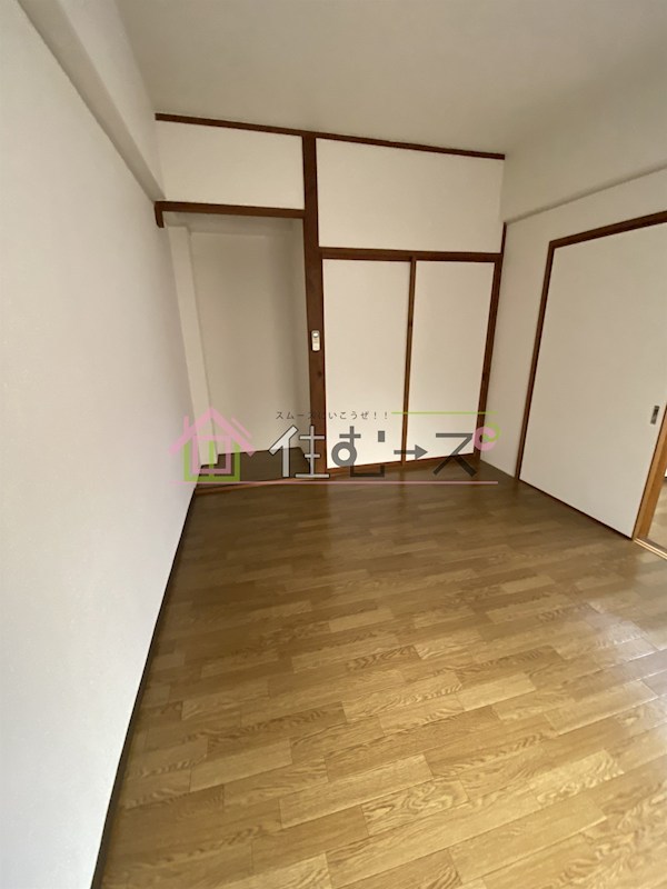 フレンドリー十三東 リビング