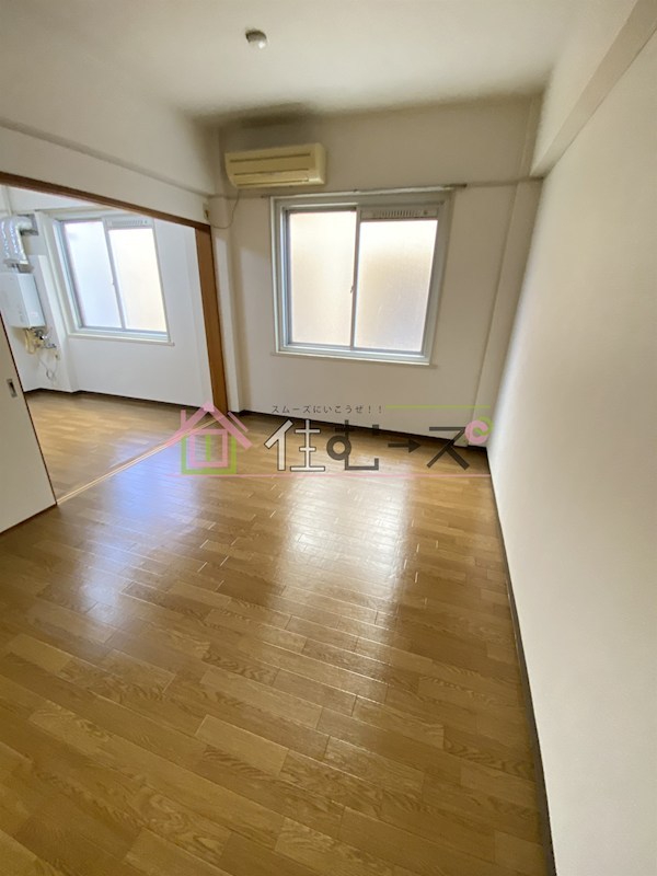 フレンドリー十三東 ベッドルーム